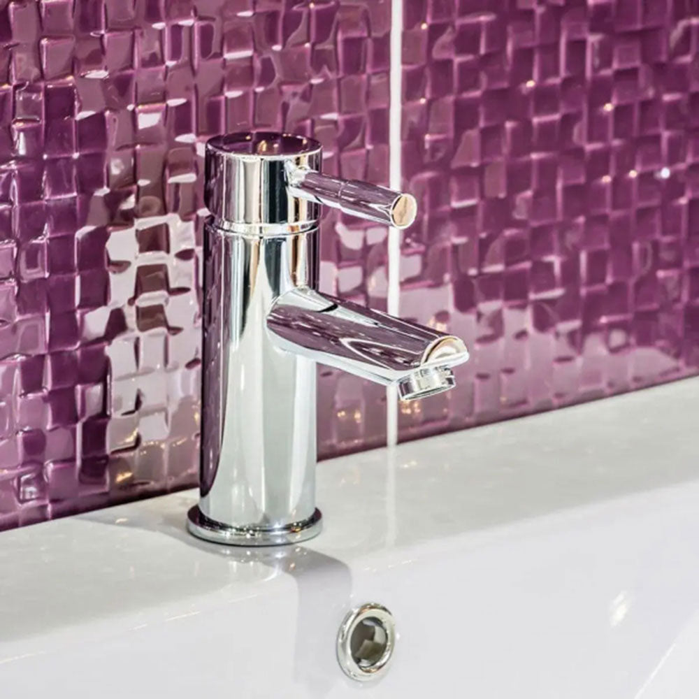 Libras Bathroom Suite with Freestanding Bath, 1 Tap Hole Basin Unit, Taps & Toilet image 17