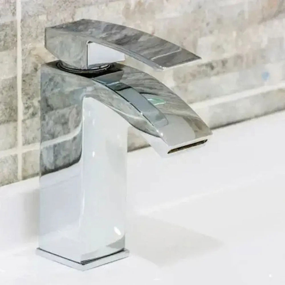 Serpens Vanity Unit, 1650x700mm Bath, Bathroom Suite with Bath Screen, Taps & Wastes image 16