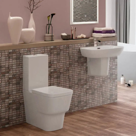 Lyrar Close Coupled Toilet With Soft Close Seat image